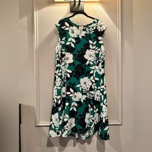 Nordstrom Green and Black Floral Midi Dress